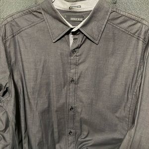 Men’s buckle black standard for size large dress shirt